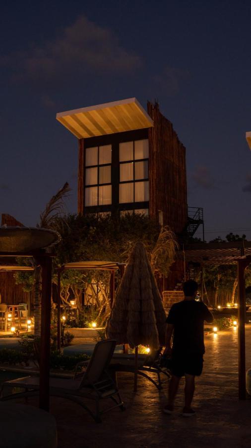 Totem Beach Club 塞莱斯通 外观 照片