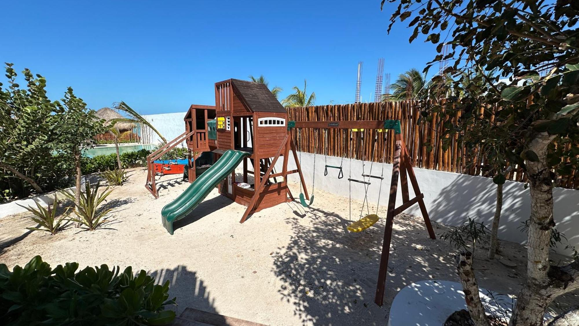 Totem Beach Club 塞莱斯通 外观 照片