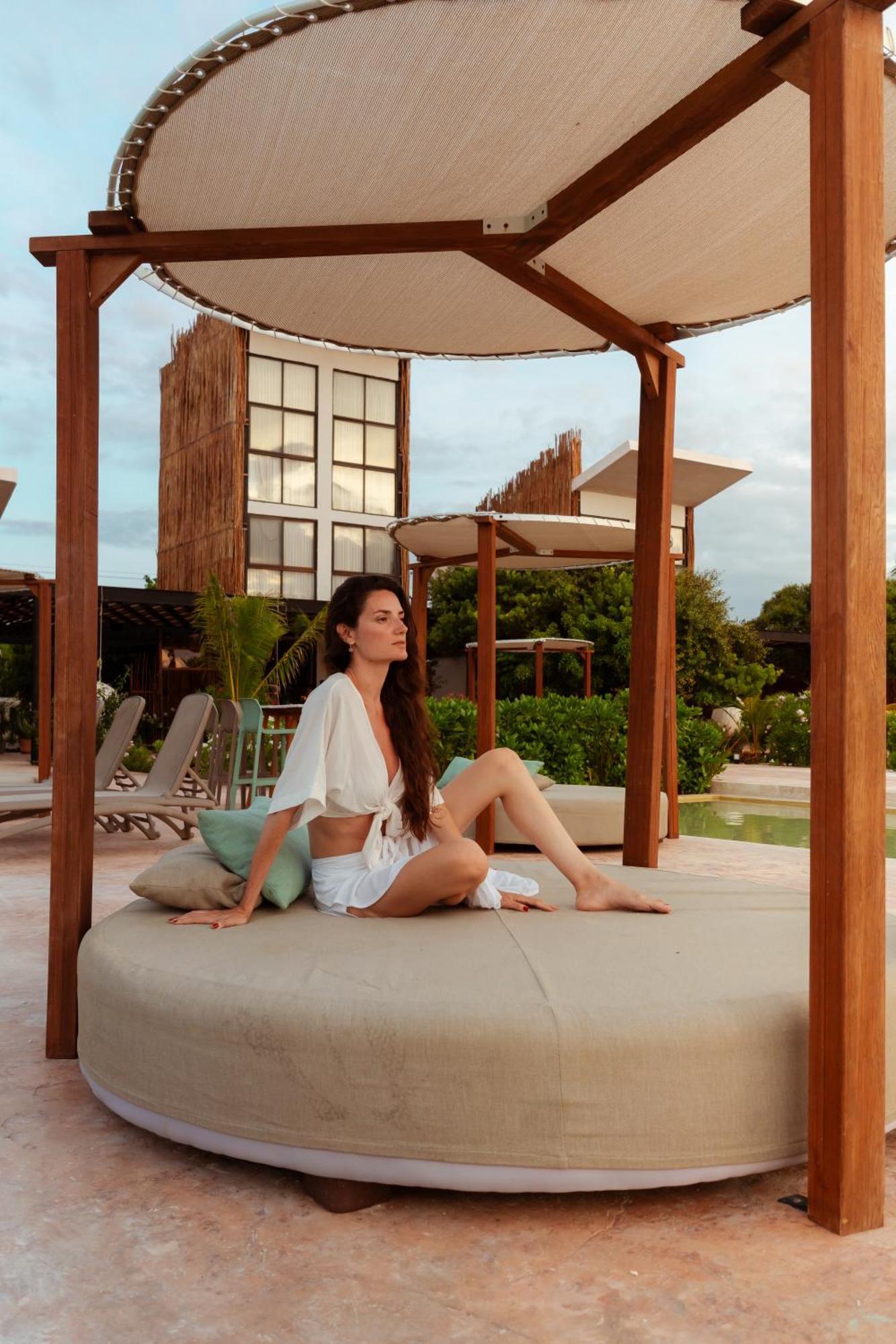 Totem Beach Club 塞莱斯通 外观 照片