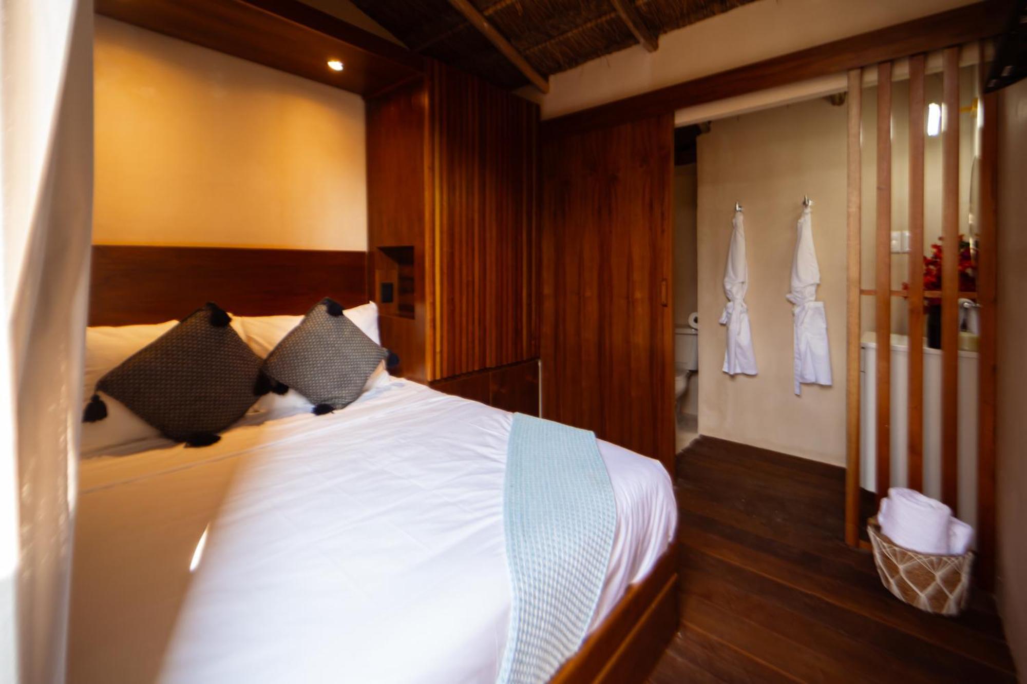Totem Beach Club 塞莱斯通 外观 照片